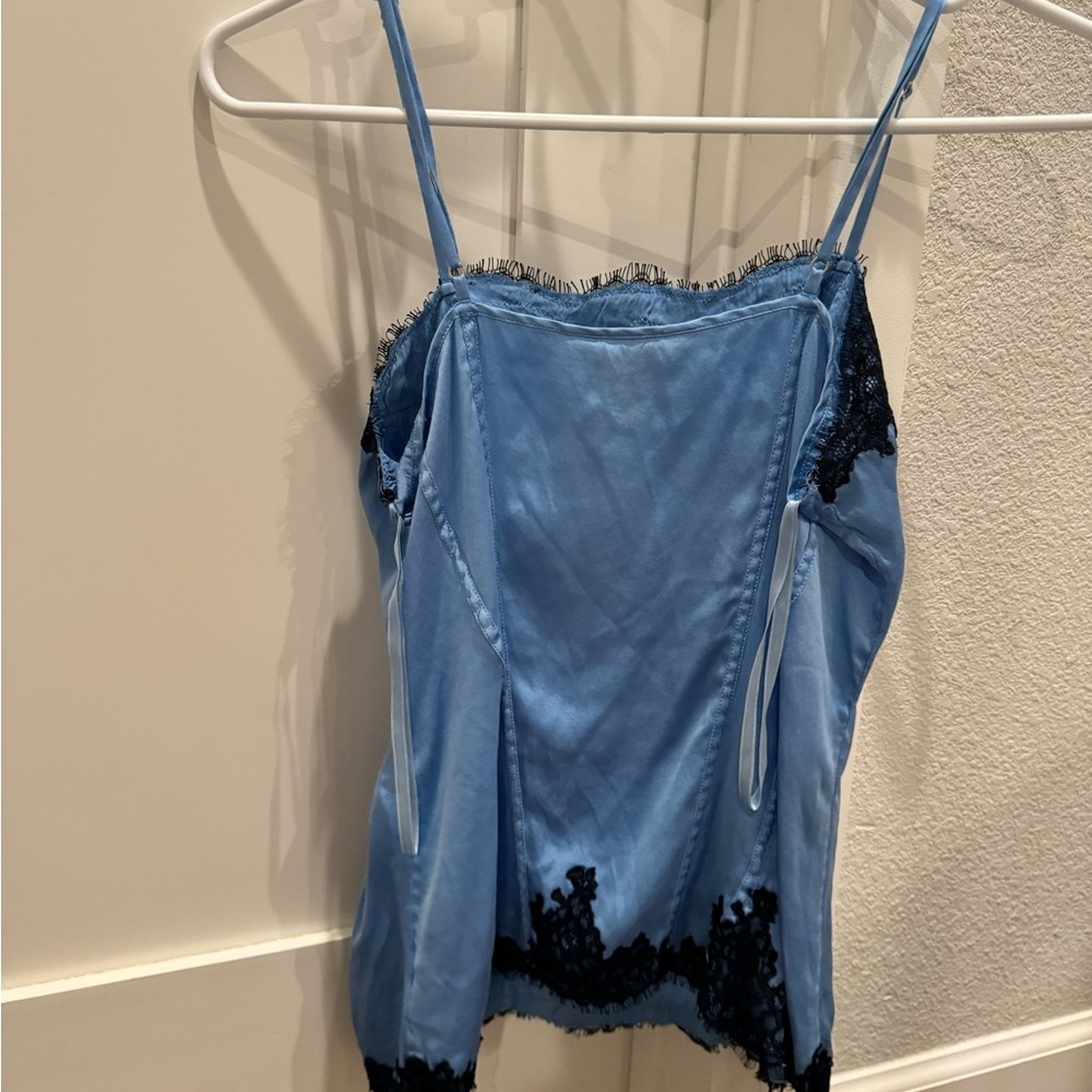Blue tank top with black lace trim - Picture 2 of 3